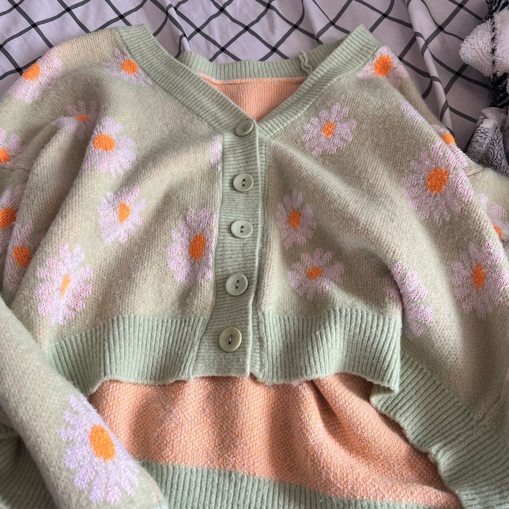 SHEIN Green and Orange Cardigan Sweater with Floral Accents